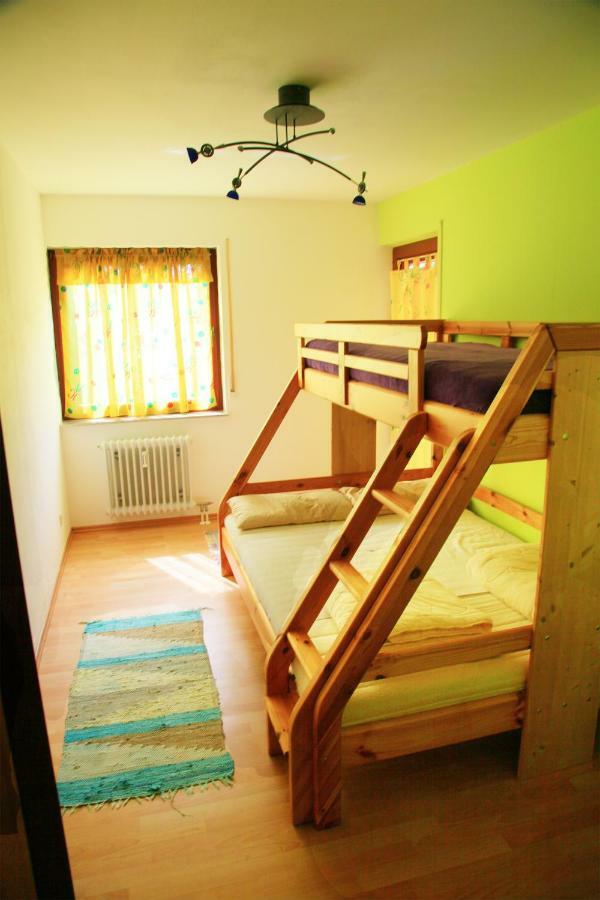 Immenstaad: Grosse Ferienwohnung Імменштад-ам-Бодензе Екстер'єр фото